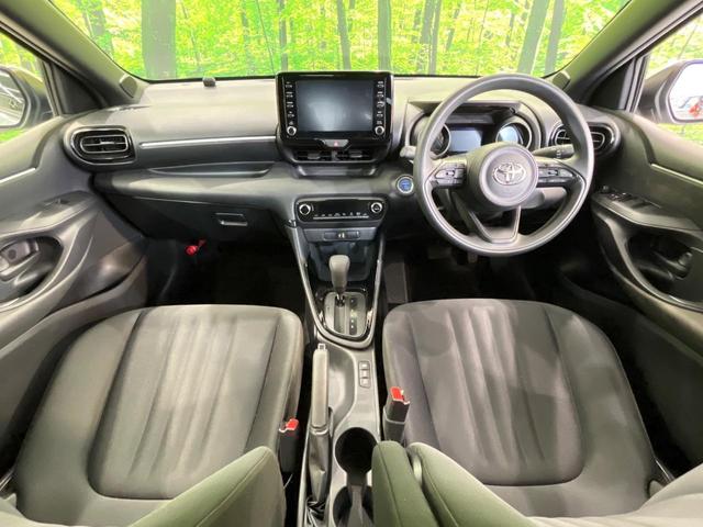 ヤリス ハイブリッドＧ　純正８インチナビ　バックカメラ　トヨタセーフティセンス　レーダークルーズ　禁煙車　ドラレコ　コーナーセンサー　スマートキー　ＥＴＣ　オートハイビーム　オートライト　オートエアコン（2枚目）