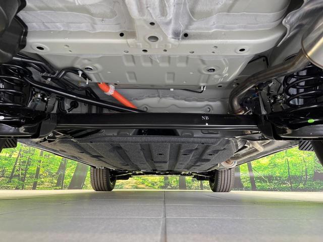 ヴェゼル ｅ：ＨＥＶ　Ｚ　登録済未使用車　メーカー９型ナビ　バックカメラ　衝突被害軽減　レーダークルーズ　電動リアゲート　ハーフレザーシート　コーナーセンサー　スマートキー　ＬＥＤヘッド　ＥＴＣ２．０　オートハイビーム（20枚目）