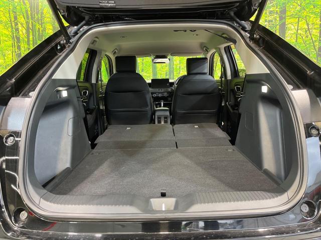 ヴェゼル ｅ：ＨＥＶ　Ｚ　純正９型ナビ　バックカメラ　ホンダセンシング　レーダークルーズ　禁煙車　電動リアゲート　コーナーセンサー　スマートキー　ＬＥＤヘッド　ビルトインＥＴＣ　オートハイビーム　車線逸脱警報　オートライト（10枚目）