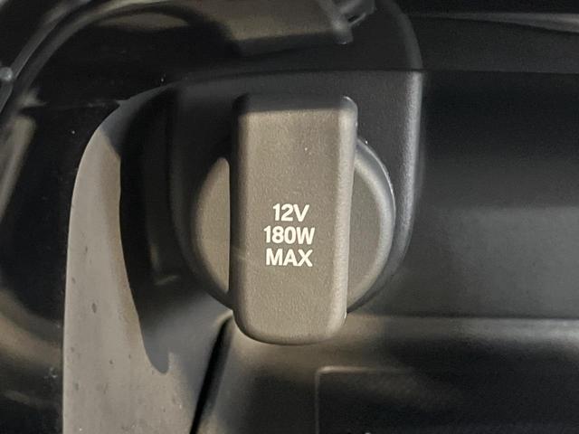 ヴェゼル ｅ：ＨＥＶ　Ｚ　純正９型ナビ　バックカメラ　ホンダセンシング　レーダークルーズ　禁煙車　電動リアゲート　コーナーセンサー　スマートキー　ＬＥＤヘッド　ビルトインＥＴＣ　オートハイビーム　車線逸脱警報　オートライト（41枚目）