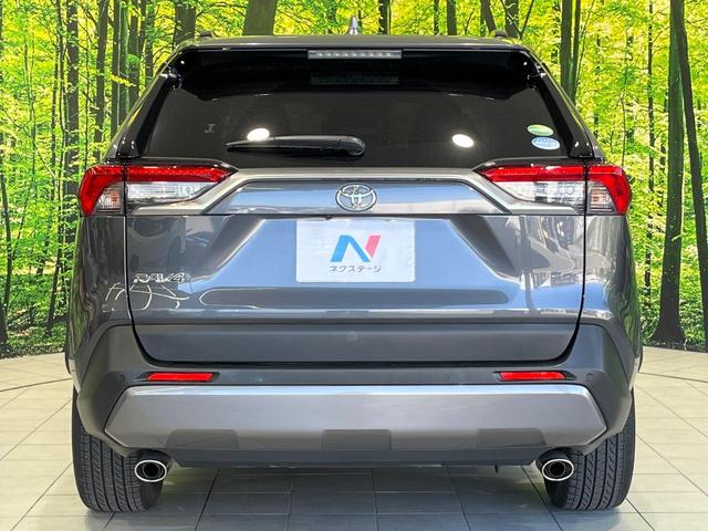 ＲＡＶ４ Ｇ　Ｚパッケージ　純正９型ナビ　全周囲カメラ　衝突被害軽減システム　デジタルミラー　レーダークルーズ　禁煙車　電動リアゲート　パワーシート　　コーナーセンサー　スマートキー　ＬＥＤヘッド　ビルトインＥＴＣ（15枚目）