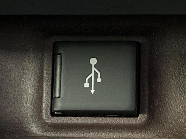 ＲＡＶ４ Ｇ　Ｚパッケージ　純正９型ナビ　全周囲カメラ　衝突被害軽減システム　デジタルミラー　レーダークルーズ　禁煙車　電動リアゲート　パワーシート　　コーナーセンサー　スマートキー　ＬＥＤヘッド　ビルトインＥＴＣ（40枚目）