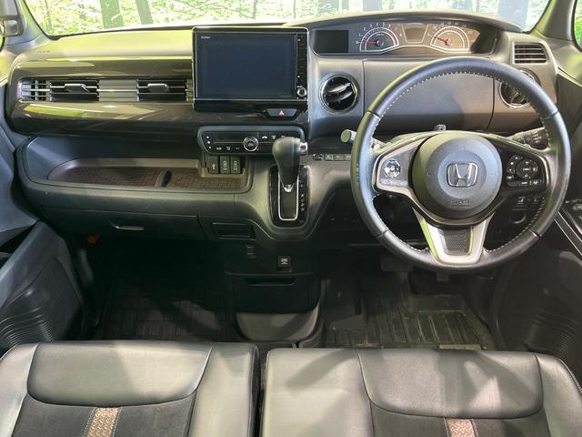 Ｎ－ＢＯＸカスタム Ｇ・Ｌターボホンダセンシング　禁煙車　両側電動ドア　純正８型ナビ　後席モニター　バックカメラ　衝突被害軽減システム　レーダークルーズ　ドラレコ　スマートキー　ＬＥＤヘッド　ビルトインＥＴＣ　オートハイビーム　オートライト（2枚目）