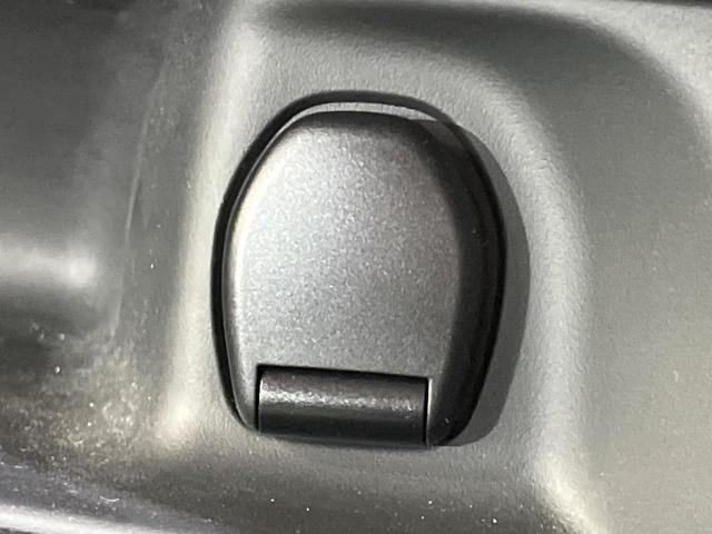 セレナ ｅ－パワー　ハイウェイスターＶ　純正１０型ナビ　後席モニター　プロパイロット　インテリジェントエマージェンシーブレーキ　両側電動スライドドア　ＢＳＭ　ＬＥＤヘッドライト　ＥＴＣ　ドラレコ　Ｗエアコン　サンシェード　電動パーキング（35枚目）