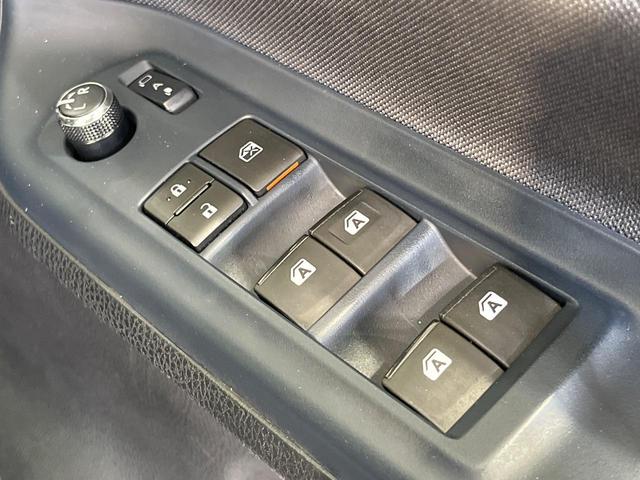 ヴォクシー ＺＳ　煌　両側電動ドア　ＢＩＧ－Ｘ１０型ナビ　バックカメラ　禁煙車　コーナーセンサー　スマートキー　ＬＥＤヘッド　ビルトインＥＴＣ　オートライト　デュアルエアコン　純正１６インチアルミ　リアクーラー（36枚目）