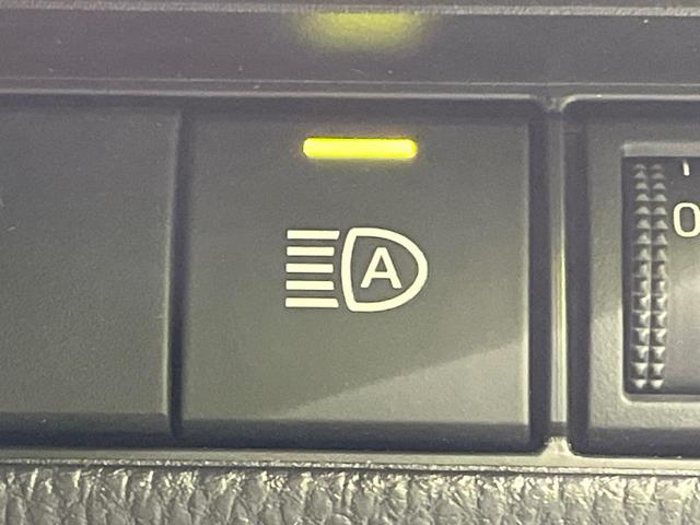 プリウス Ｚ　純正１２．３インチナビ　全周囲カメラ　衝突被害軽減システム　１００Ｖ電源　レーダークルーズ　デジタルインナーミラー　パワーバックドア　シートエアコン　ハンドルヒーター　メモリー付きパワーシート（35枚目）