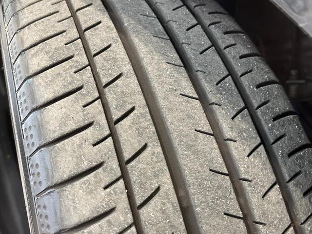 プリウス Ｚ　純正１２．３インチナビ　全周囲カメラ　衝突被害軽減システム　１００Ｖ電源　レーダークルーズ　デジタルインナーミラー　パワーバックドア　シートエアコン　ハンドルヒーター　メモリー付きパワーシート（67枚目）