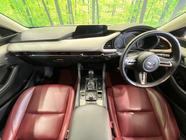 ＭＡＺＤＡ３セダン ２０Ｓ　１００周年特別記念車　純正８．８インチナビ　全周囲カメラ　ＢＯＳＥサウンド　衝突被害軽減システム　レーダークルーズ　シートヒーター　メモリー付きパワーシート　ブラインドスポットモニター　ヘッドアップディスプレイ（2枚目）