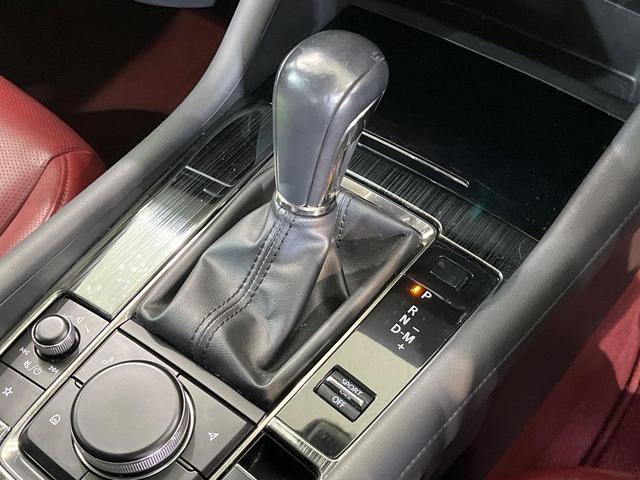 ＭＡＺＤＡ３セダン ２０Ｓ　１００周年特別記念車　純正８．８インチナビ　全周囲カメラ　ＢＯＳＥサウンド　衝突被害軽減システム　レーダークルーズ　シートヒーター　メモリー付きパワーシート　ブラインドスポットモニター　ヘッドアップディスプレイ（30枚目）