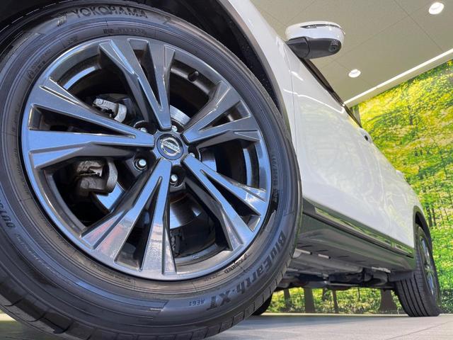 エクストレイル ２０Ｘｉ　Ｖセレクション　４ＷＤ　純正ＳＤナビ　全周囲カメラ　プロパイロット　デジタルインナーミラー　レーダークルーズ　禁煙車　電動リアゲート　全席シートヒーター　ドラレコ　撥水カプロンシート　コーナーセンサー　ＬＥＤヘッド（13枚目）