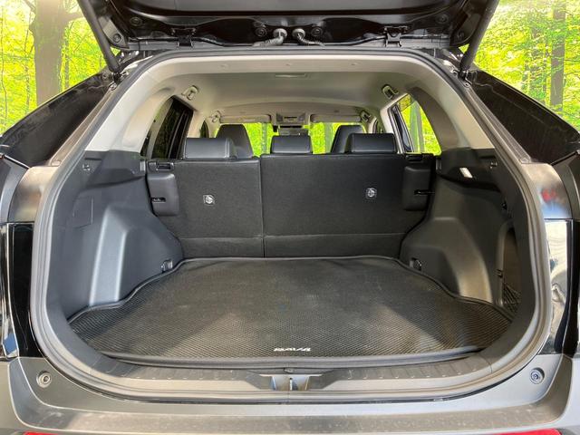 ＲＡＶ４ ハイブリッドＧ　４ＷＤ　純正１０．５型ナビ　全周囲カメラ　衝突被害軽減システム　１００Ｖ電源　レーダークルーズ　禁煙車　電動リアゲート　前席シートエアコン　メモリー機能付パワーシート　コーナーセンサー（10枚目）