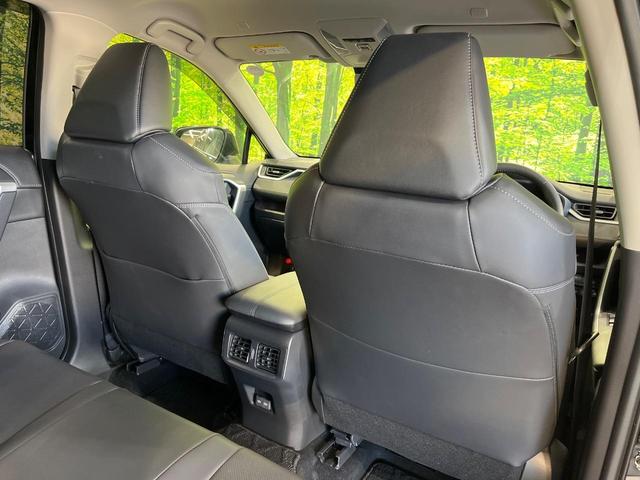 ＲＡＶ４ ハイブリッドＧ　４ＷＤ　純正１０．５型ナビ　全周囲カメラ　衝突被害軽減システム　１００Ｖ電源　レーダークルーズ　禁煙車　電動リアゲート　前席シートエアコン　メモリー機能付パワーシート　コーナーセンサー（49枚目）