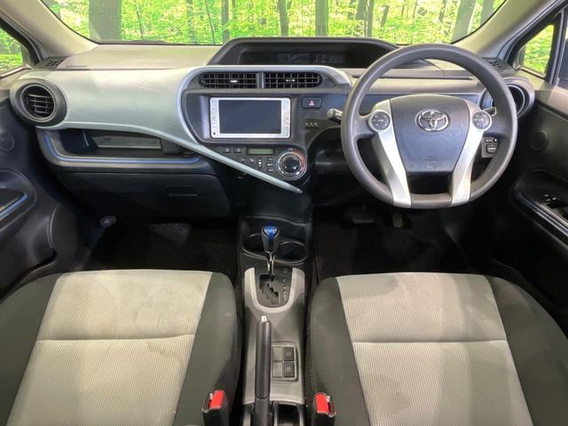 アクア Ｓ　純正ＳＤナビ　バックカメラ　禁煙車　スマートキー　ＬＥＤヘッド　ＥＴＣ　オートライト　オートエアコン　Ｂｌｕｅｔｏｏｔｈ　ＣＤ　地デジ　ヘッドライトウォッシャー（2枚目）
