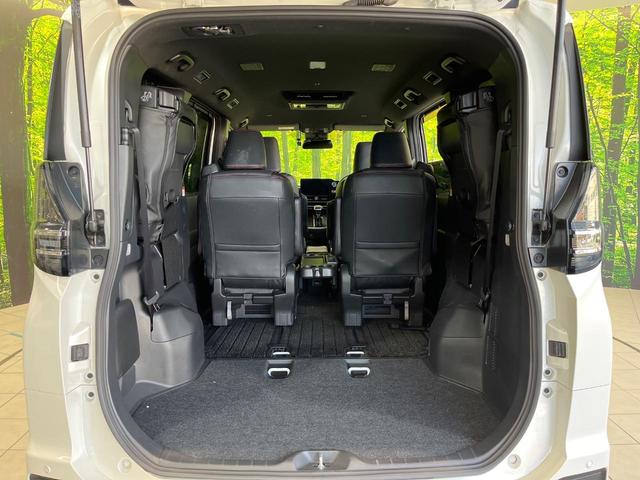 ヴォクシー ハイブリッドS-Z 両側電動ドア 10.5インチナビ 後席モニター バックカメラ 衝突被害軽減システム レーダークルーズ 禁煙車 ドラレコ コーナーセンサー スマートキー LEDヘッド ETC2.0 オートハイビーム(11枚目)