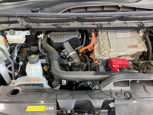セレナ e-パワー ハイウェイスターV 両側電動ドア 純正10インチナビ 後席モニター 全周囲カメラ プロパイロット エマージェンシーブレーキ 禁煙車 ドラレコ コーナーセンサー LEDヘッド ETC オートライト オートエアコン(19枚目)