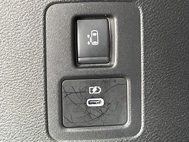 セレナ ハイウェイスターV エアロ 両側電動ドア 純正12型ナビ フリップダウンモニター 全周囲カメラ 衝突被害軽減システム レーダークルーズ 禁煙車 レザーシート コーナーセンサー スマートキー LED ETC(37枚目)