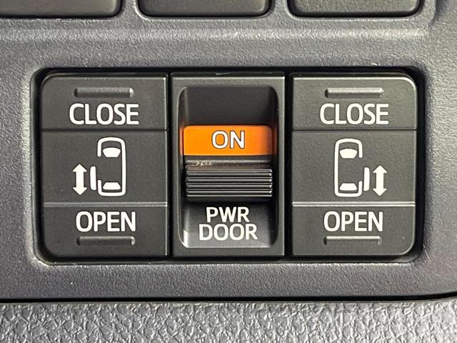 ヴォクシー ZS 煌 両側電動ドア SDナビ フリップダウンモニター バックカメラ 禁煙車 スマートキー LED ETC オートライト 純正16インチアルミ リアエアコン CD DVD再生 フルセグ(6枚目)