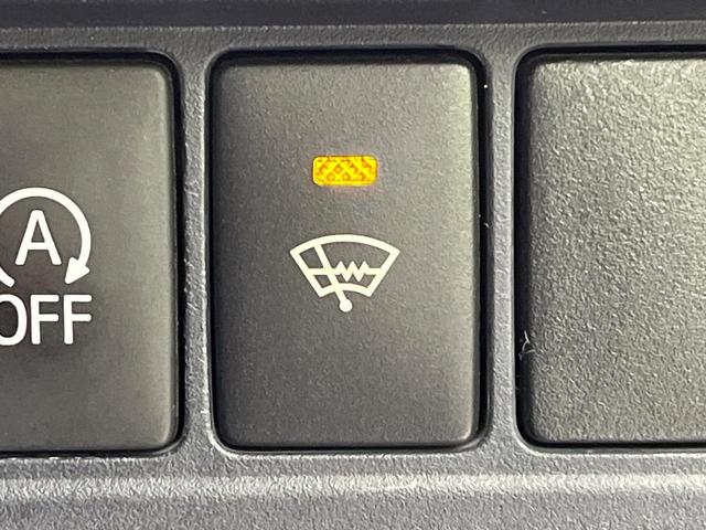 ヴォクシー ZS 煌 両側電動ドア SDナビ フリップダウンモニター バックカメラ 禁煙車 スマートキー LED ETC オートライト 純正16インチアルミ リアエアコン CD DVD再生 フルセグ(31枚目)