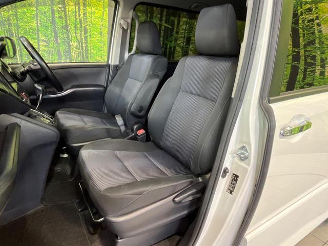 ヴォクシー ZS 煌 両側電動ドア SDナビ フリップダウンモニター バックカメラ 禁煙車 スマートキー LED ETC オートライト 純正16インチアルミ リアエアコン CD DVD再生 フルセグ(39枚目)