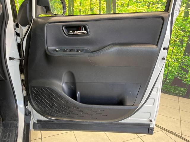 ヴォクシー ZS 煌 両側電動ドア SDナビ フリップダウンモニター バックカメラ 禁煙車 スマートキー LED ETC オートライト 純正16インチアルミ リアエアコン CD DVD再生 フルセグ(43枚目)