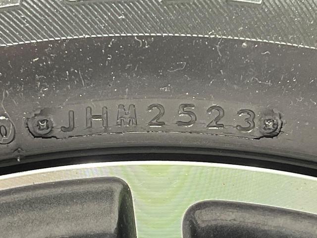 ヴォクシー ZS 煌 両側電動ドア SDナビ フリップダウンモニター バックカメラ 禁煙車 スマートキー LED ETC オートライト 純正16インチアルミ リアエアコン CD DVD再生 フルセグ(55枚目)