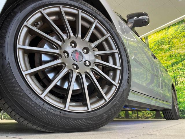 レガシィB4 リミテッド 4WD STIエアロ 純正8型SDナビ サイド・バックカメラ アイサイト シートヒーター レーダークルーズ 禁煙車 レザーシート ドラレコ コーナーセンサー スマートキー LEDヘッド ETC(14枚目)