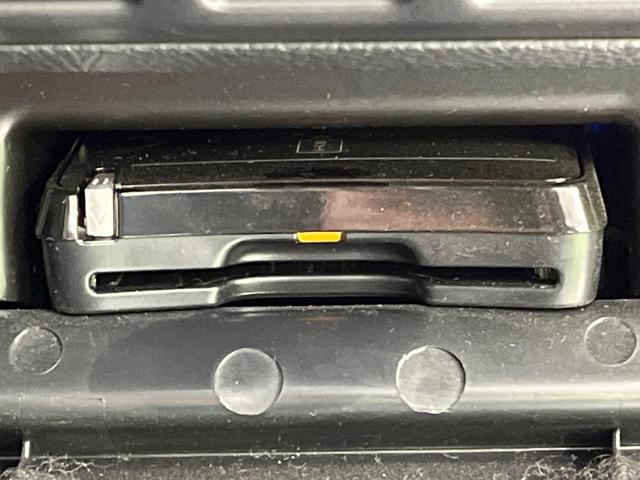 レガシィB4 リミテッド 4WD STIエアロ 純正8型SDナビ サイド・バックカメラ アイサイト シートヒーター レーダークルーズ 禁煙車 レザーシート ドラレコ コーナーセンサー スマートキー LEDヘッド ETC(25枚目)