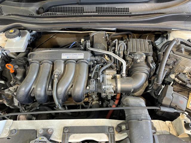 ヴェゼル ハイブリッドZ SDナビ バックカメラ シティブレーキアクティブシステム ETC ドライブレコーダー クルーズコントロール シートヒーター スマートキー&プッシュスタート 電動格納ミラー Bluetooth接続(18枚目)