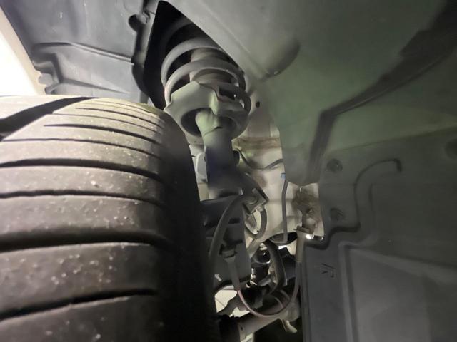 セレナ ハイウェイスター プロパイロットエディション フリップダウンモニター 純正9インチナビ 禁煙車 両側電動スライドドア プロパイロット 衝突軽減システム LEDヘッドライト ETC スマートキー 純正16インチアルミホイール アイドリングストップ(65枚目)