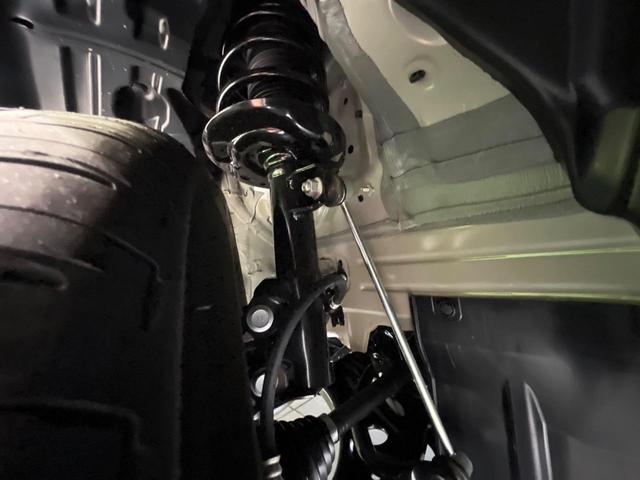 シエンタ ハイブリッドＺ　純正１０．５インチナビ　全周囲カメラ　衝突軽減システム　レーダークルーズ　禁煙車　コーナーセンサー　ＬＥＤヘッド　ＥＴＣ　オートハイビーム　車線逸脱警報　オートライト　オートエアコン（63枚目）