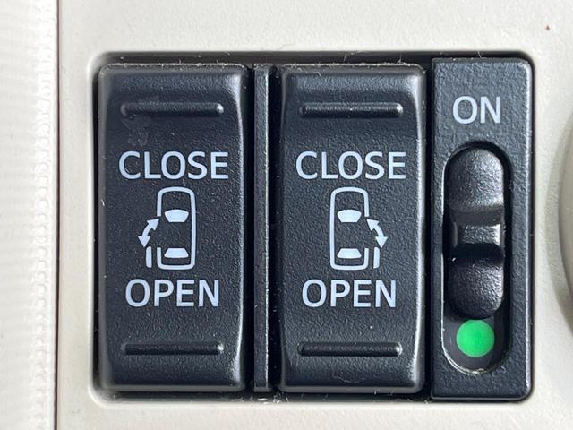 ムーヴキャンバス Gメイクアップ SAII 両側電動ドア 純正SDナビ バックカメラ 衝突被害軽減システム 禁煙車 ドラレコ スマートキー LEDヘッド ETC オートライト オートエアコン Bluetooth CD DVD再生 フルセグ(6枚目)