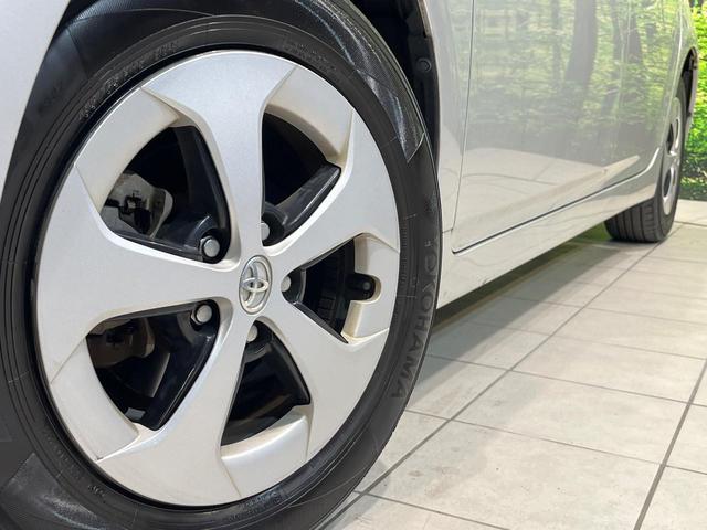 プリウス S 純正SDナビ バックカメラ 禁煙車 スマートキー HIDヘッド ビルトインETC オートライト オートエアコン Bluetooth CD フルセグ 純正15インチアルミ(9枚目)