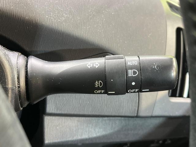 プリウス S 純正SDナビ バックカメラ 禁煙車 スマートキー HIDヘッド ビルトインETC オートライト オートエアコン Bluetooth CD フルセグ 純正15インチアルミ(44枚目)
