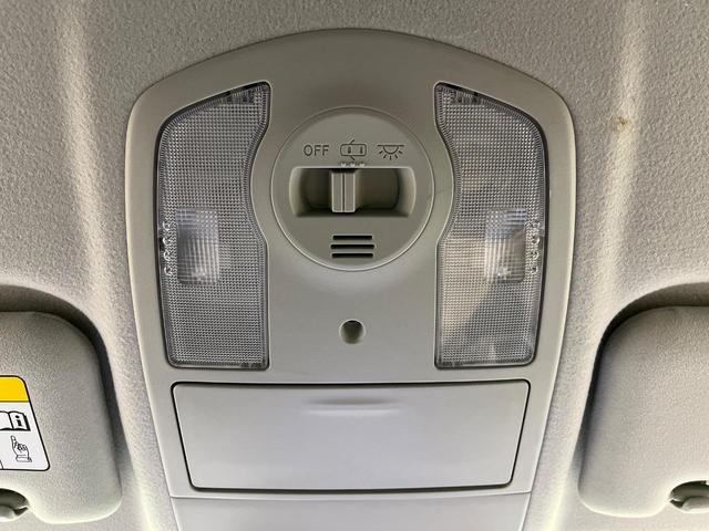 プリウス S 純正SDナビ バックカメラ 禁煙車 スマートキー HIDヘッド ビルトインETC オートライト オートエアコン Bluetooth CD フルセグ 純正15インチアルミ(50枚目)