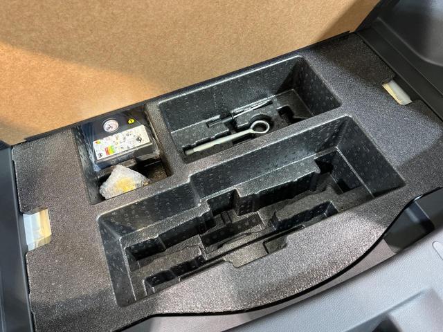 WR-V X 登録済未使用車 純正SDナビ バックカメラ 衝突被害軽減システム レーダークルーズ 禁煙車 コーナーセンサー スマートキー LEDヘッド オートハイビーム 車線逸脱警報 オートライト オートエアコン(55枚目)