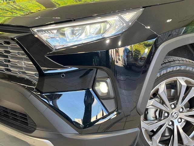 RAV4 G 4WD サンルーフ 純正9型ナビ 全周囲カメラ 衝突被害軽減システム レーダークルーズ 禁煙車 電動リアゲート 前席シートベンチレーション パワーシート ドラレコ コーナーセンサー スマートキー(12枚目)