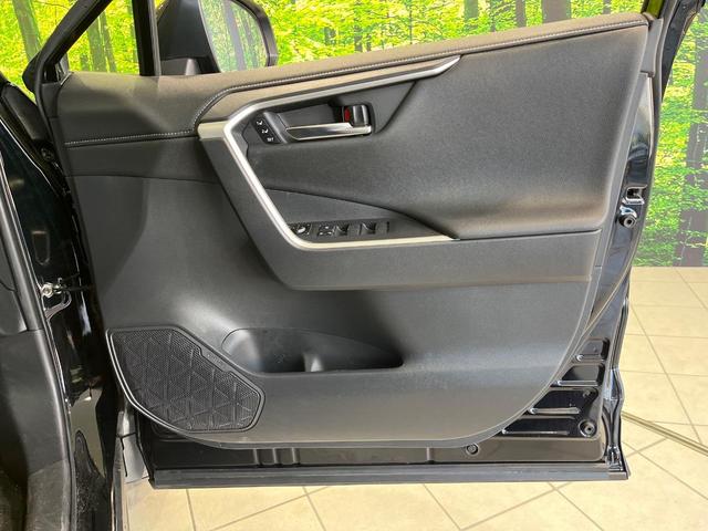 RAV4 G 4WD サンルーフ 純正9型ナビ 全周囲カメラ 衝突被害軽減システム レーダークルーズ 禁煙車 電動リアゲート 前席シートベンチレーション パワーシート ドラレコ コーナーセンサー スマートキー(63枚目)
