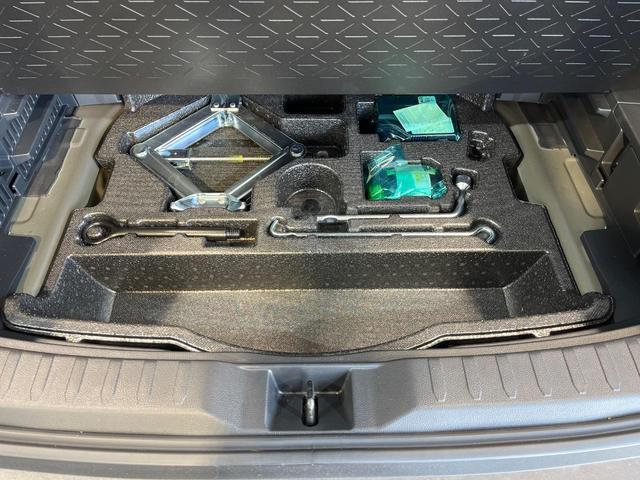 RAV4 G 4WD サンルーフ 純正9型ナビ 全周囲カメラ 衝突被害軽減システム レーダークルーズ 禁煙車 電動リアゲート 前席シートベンチレーション パワーシート ドラレコ コーナーセンサー スマートキー(65枚目)