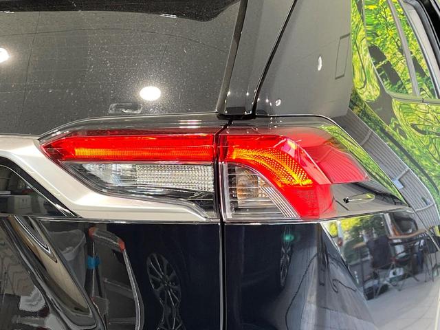 RAV4 G 4WD サンルーフ 純正9型ナビ 全周囲カメラ 衝突被害軽減システム レーダークルーズ 禁煙車 電動リアゲート 前席シートベンチレーション パワーシート ドラレコ コーナーセンサー スマートキー(70枚目)