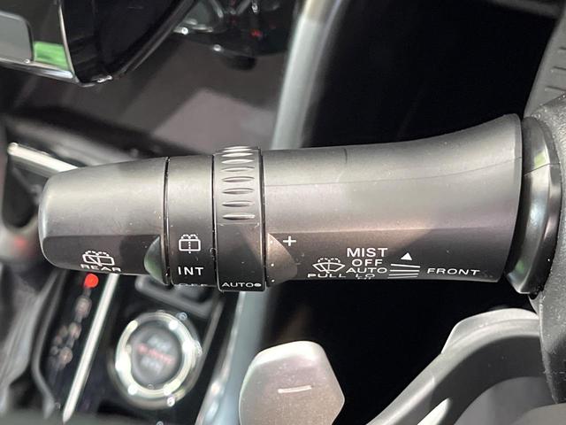 エクリプスクロス ブラックエディション 4WD サンルーフ 純正8型ナビ 全周囲カメラ 衝突被害軽減システム マイパイロット シートヒーター 禁煙車 電動リアゲート ハーフレザーシート パワーシート コーナーセンサー LEDヘッド(25枚目)