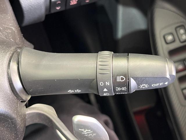 エクリプスクロス ブラックエディション 4WD サンルーフ 純正8型ナビ 全周囲カメラ 衝突被害軽減システム マイパイロット シートヒーター 禁煙車 電動リアゲート ハーフレザーシート パワーシート コーナーセンサー LEDヘッド(26枚目)