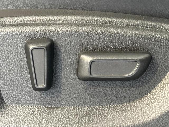 エクリプスクロス ブラックエディション 4WD サンルーフ 純正8型ナビ 全周囲カメラ 衝突被害軽減システム マイパイロット シートヒーター 禁煙車 電動リアゲート ハーフレザーシート パワーシート コーナーセンサー LEDヘッド(50枚目)