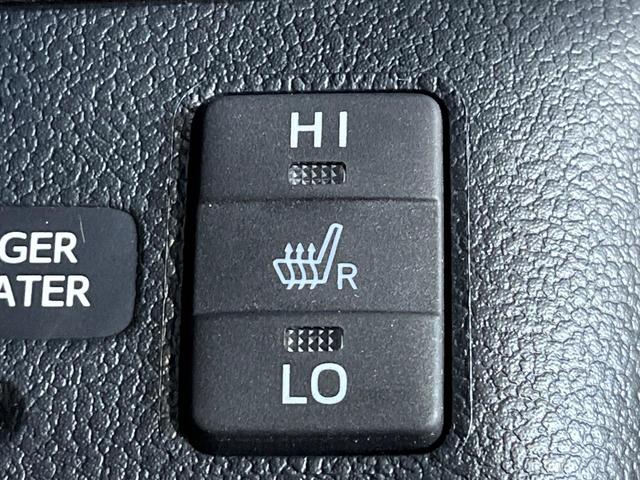 プリウス Aツーリングセレクション 純正9型ナビ バックカメラ トヨタセーフティセンス レーダークルーズ シートヒーター 禁煙車 コーナーセンサー スマートキー LEDヘッド ETC オートハイビーム オートライト オートエアコン(34枚目)