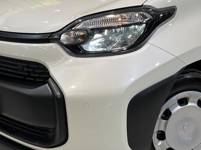 シエンタ ハイブリッドＧ　１０．５インチナビ　両側電動ドア　全周囲カメラ　衝突被害軽減システム　１００Ｖ電源　レーダークルーズ　禁煙車　コーナーセンサー　スマートキー　ＬＥＤヘッド　ビルトインＥＴＣ　オートハイビーム（11枚目）