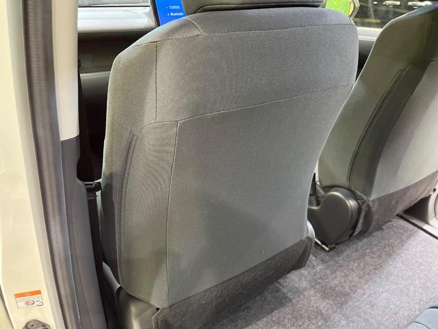 シエンタ ハイブリッドＧ　１０．５インチナビ　両側電動ドア　全周囲カメラ　衝突被害軽減システム　１００Ｖ電源　レーダークルーズ　禁煙車　コーナーセンサー　スマートキー　ＬＥＤヘッド　ビルトインＥＴＣ　オートハイビーム（32枚目）