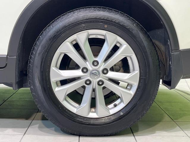 エクストレイル 20X ハイブリッド エマージェンシーブレーキP 純正8型SDナビ バックカメラ 衝突被害軽減 禁煙車 電動リアゲート ドラレコ コーナーセンサー デジタルミラー スマートキー 4WD LEDヘッド ビルトインETC オートライト オートエアコン(55枚目)