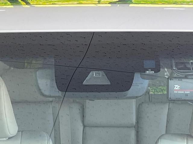 ランドクルーザープラド ＴＸ　Ｌパッケージ　マットブラックエディション　サンルーフ　メーカーオプションナビ　全周囲カメラ　ＢＳＭ　衝突被害軽減　レーダークルーズ　禁煙車　レザーシート　シートエアコン　ドラレコ　コーナーセンサー　スマートキー　ＬＥＤヘッド　ＥＴＣ２．０（6枚目）