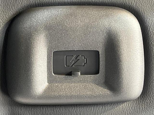 セレナ ｅ－パワー　ハイウェイスターＶ　純正１２．３インチナビ　アラウンドビューモニター　プロパイロット　インテリジェントエマージェンシーブレーキ　両側パワースライドドア　インテリジェントルームミラー　ＥＴＣ　ドライブレコーダー（41枚目）