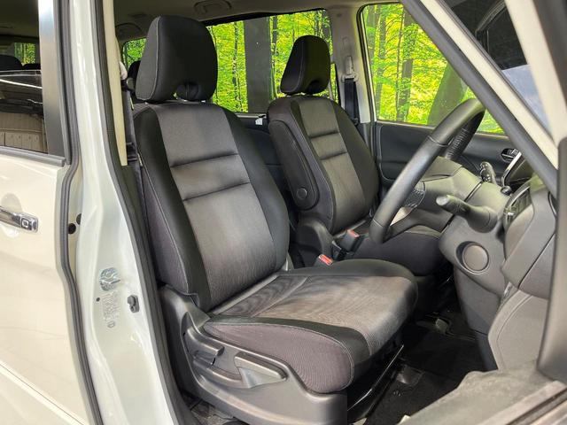 セレナ ハイウェイスター　プロパイロットエディション　両側電動ドア　純正９型ナビ　フリップダウンモニター　バックカメラ　衝突被害軽減　プロパイロット　禁煙車　コーナーセンサー　スマートキー　ＬＥＤヘッド　ビルトインＥＴＣ　車線逸脱警報　オートライト（8枚目）