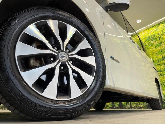 セレナ ハイウェイスター　プロパイロットエディション　両側電動ドア　純正９型ナビ　フリップダウンモニター　バックカメラ　衝突被害軽減　プロパイロット　禁煙車　コーナーセンサー　スマートキー　ＬＥＤヘッド　ビルトインＥＴＣ　車線逸脱警報　オートライト（14枚目）